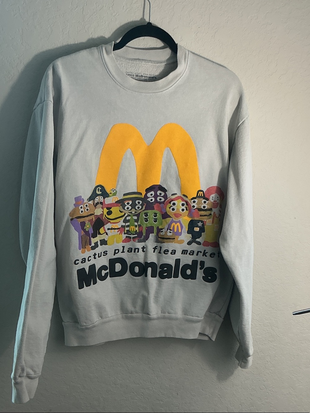 🍟Cactus Plant Flea Market x McDonald’s 2022 Crewneck Sweatshirt Ash Grey Medium